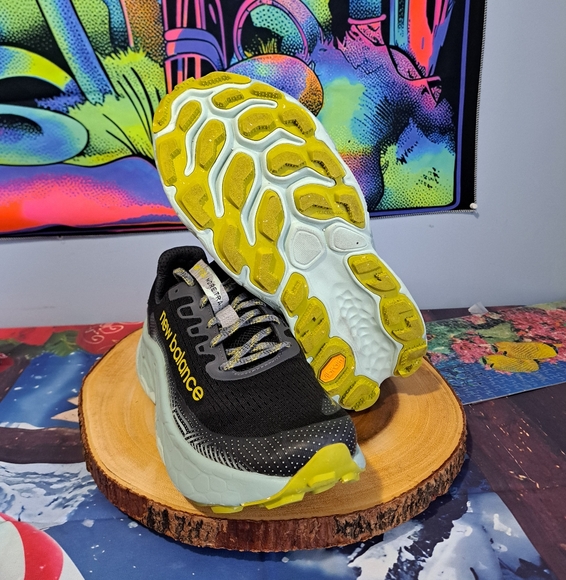 New Balance Fresh Foam X More Trail v3 Green Running Hiking men size 10.5 New - Picture 6 of 8